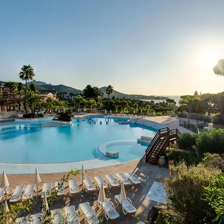 Résidence Le Village De Cap Esterel - Maeva - 4 Personnes - Sélection Mae-2641 Appartement Saint-Raphaël