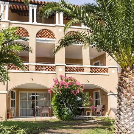 Résidence Le Village De Cap Esterel - Maeva - 4 Personnes - Sélection Mae-2641 Appartement Saint-Raphaël