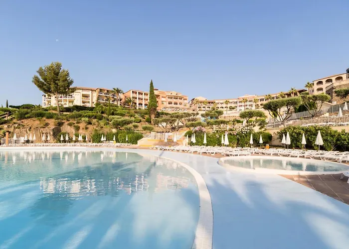 Le Village De Cap Esterel - Maeva - 4 Personnes - Selection Mae-2641 *